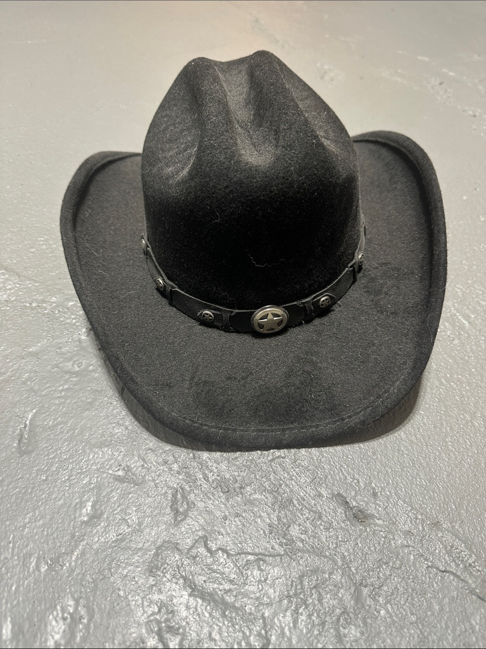 Men's Black Felt Cowboy Hat with Star Concho Band